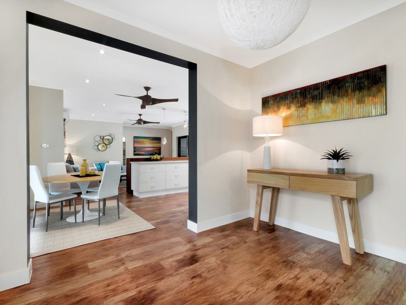 10 Romney Street, Kamerunga QLD 4870