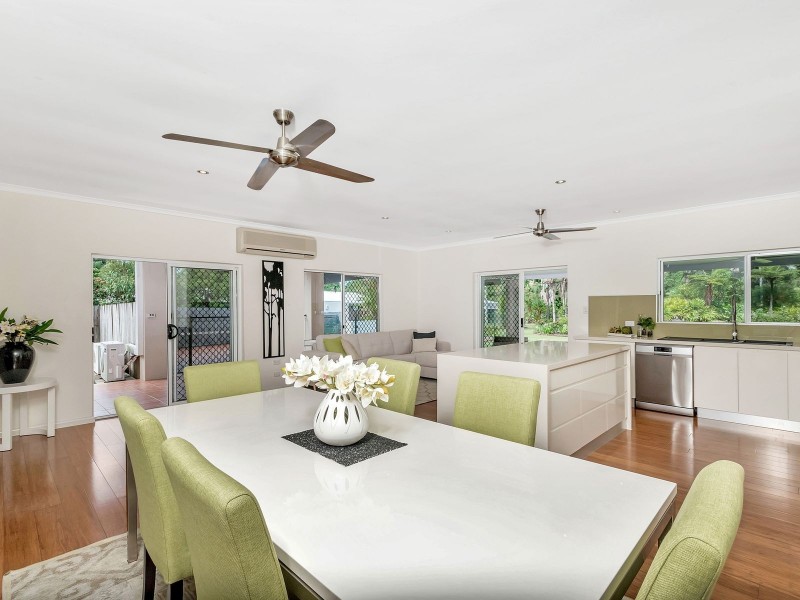 17-19 Soderberg Close, Redlynch QLD 4870