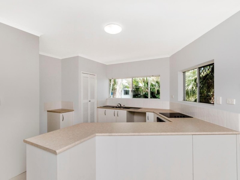 15/8-14 Rose Street, Westcourt QLD 4870