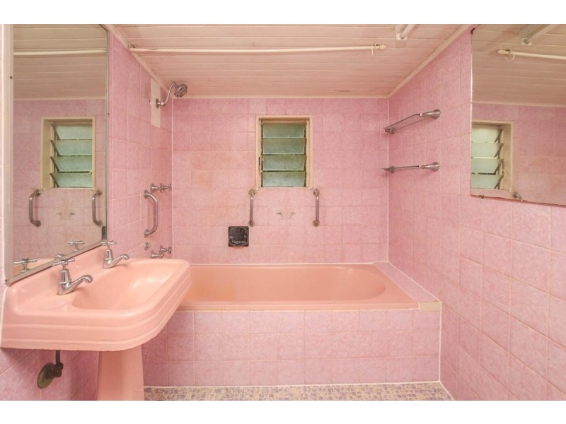 23 Hartley Street, Portsmith QLD 4870