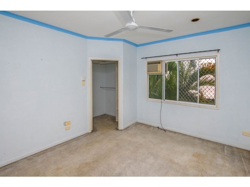 8/9 Balaclava Road, Earlville QLD 4870