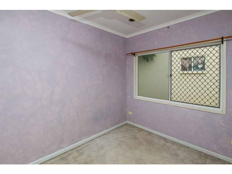 8/9 Balaclava Road, Earlville QLD 4870