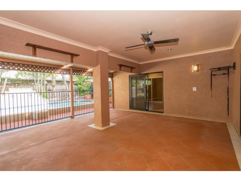 14 Castaway Close, Kewarra Beach QLD 4879