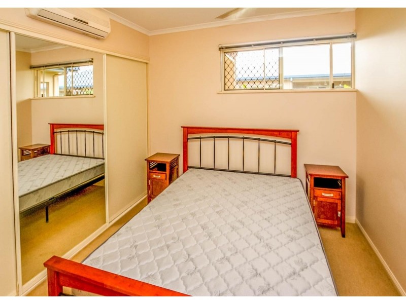 302/4 Grantala Street, Manoora QLD 4870