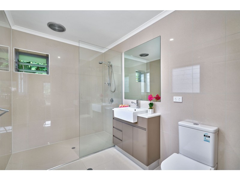 126 NOLAN STREET, Whitfield QLD 4870