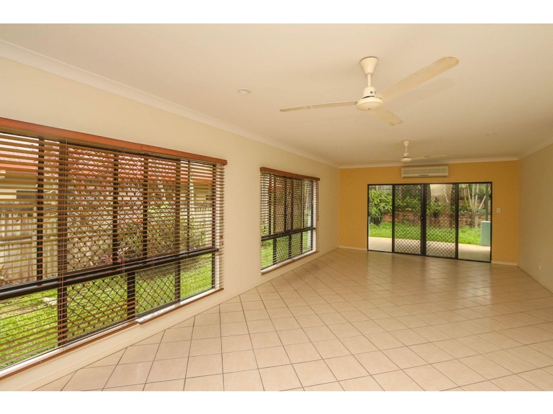 21 Dan Jones Street, Bentley Park QLD 4869
