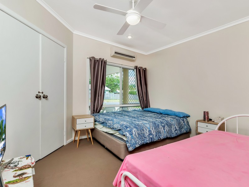 80 Callum Street, Mooroobool QLD 4870