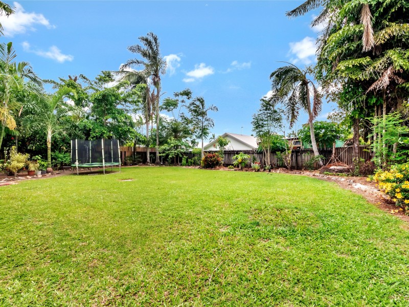 80 Callum Street, Mooroobool QLD 4870