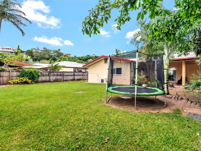 80 Callum Street, Mooroobool QLD 4870