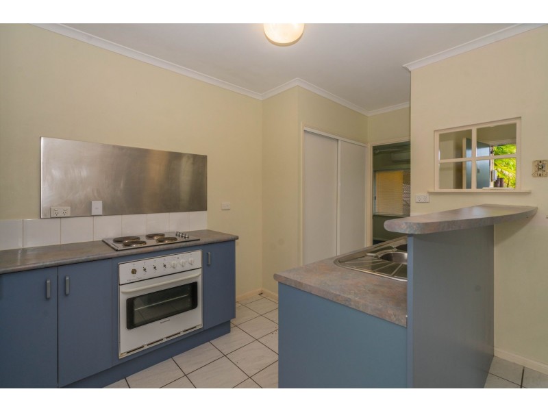10/2-5 Marella Close, Manoora QLD 4870
