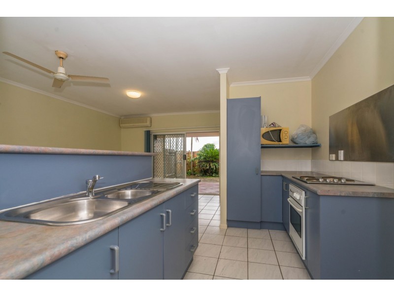 10/2-5 Marella Close, Manoora QLD 4870