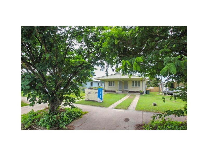 32B Earl Street, Westcourt QLD 4870