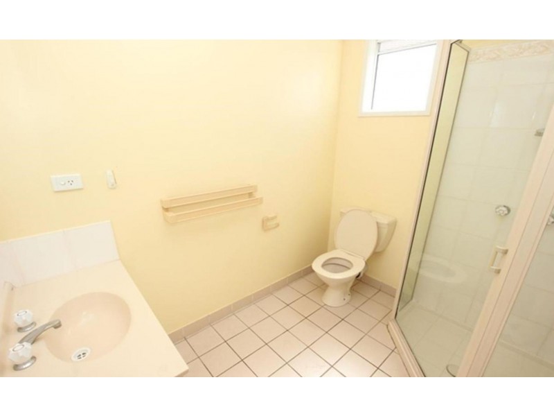 8/5 Balaclava Road, Earlville QLD 4870