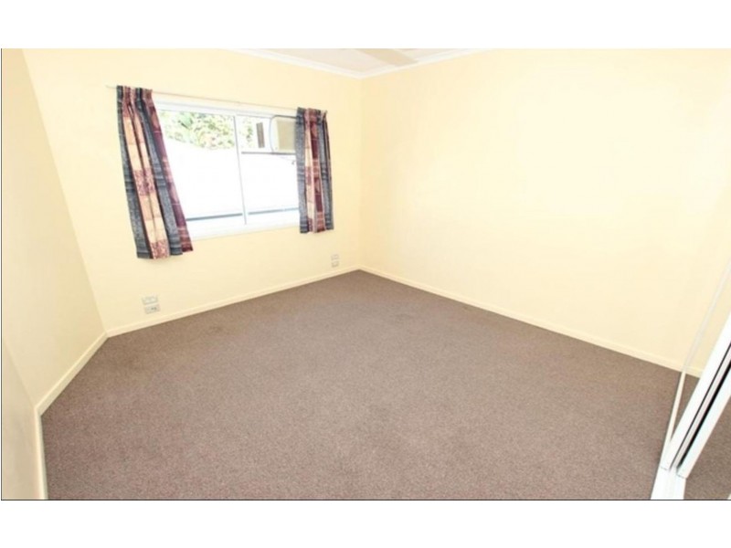 8/5 Balaclava Road, Earlville QLD 4870