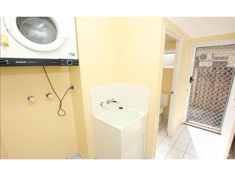 8/5 Balaclava Road, Earlville QLD 4870