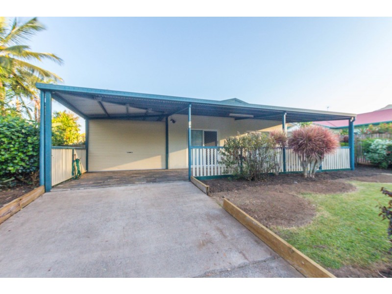 19 Kangaroo Street, Bentley Park QLD 4869