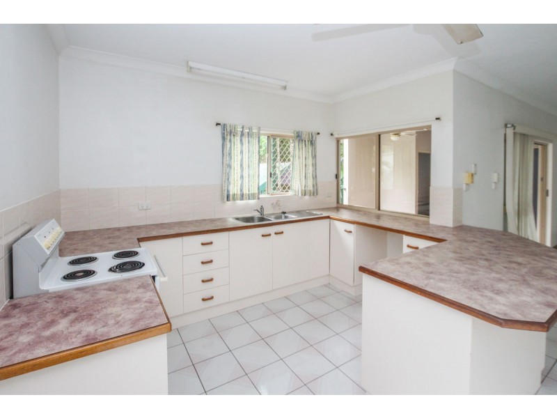 10/82 Old Smithfield Road, Freshwater QLD 4870