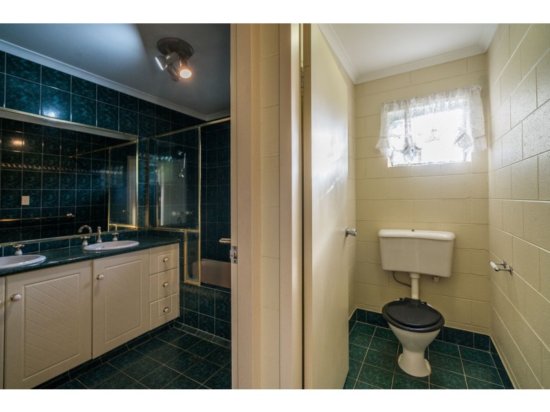 16 Dandaloo Street, Bayview Heights QLD 4868