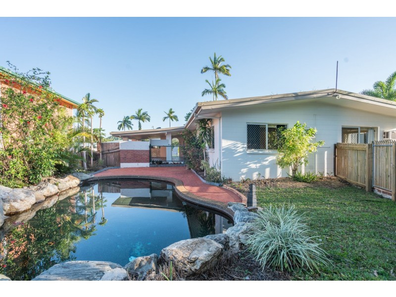 16 Dandaloo Street, Bayview Heights QLD 4868