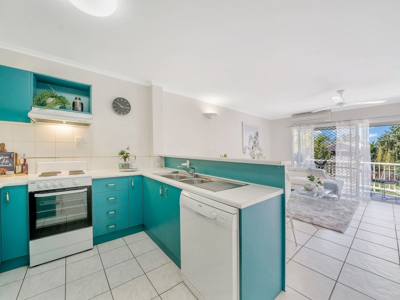 5/1-19 Poinciana Street, Holloways Beach QLD 4878