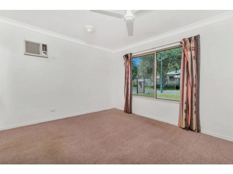 4 Tin Sang Close, Edmonton QLD 4869