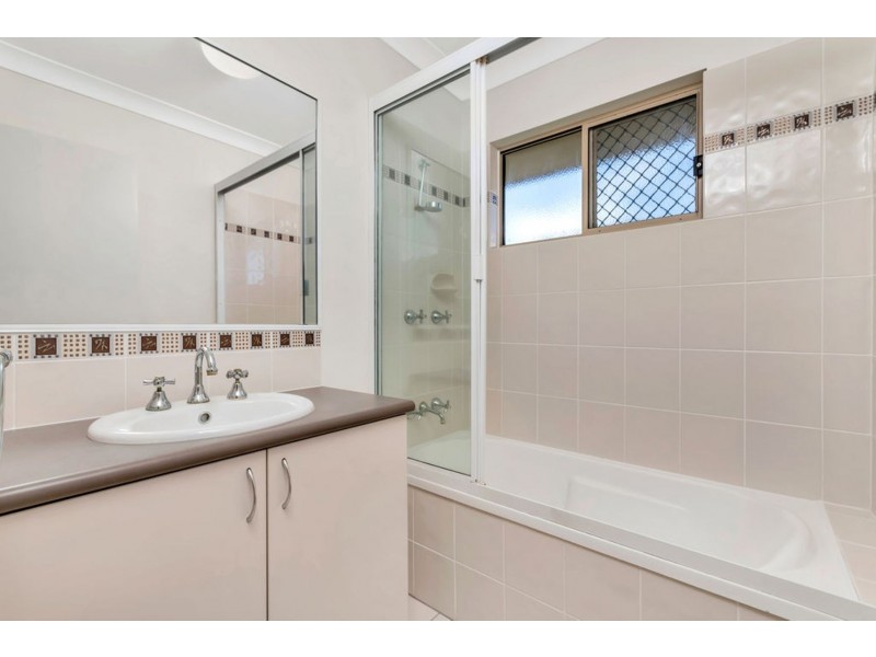 4 Tin Sang Close, Edmonton QLD 4869