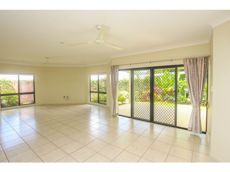 43 Greendale Close, Brinsmead QLD 4870