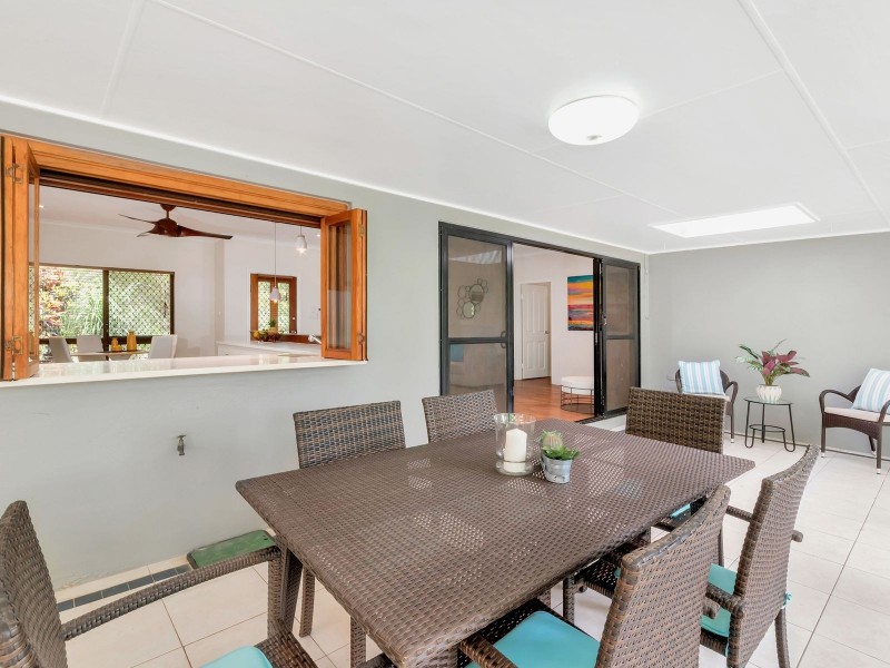 10 Romney Street, Kamerunga QLD 4870