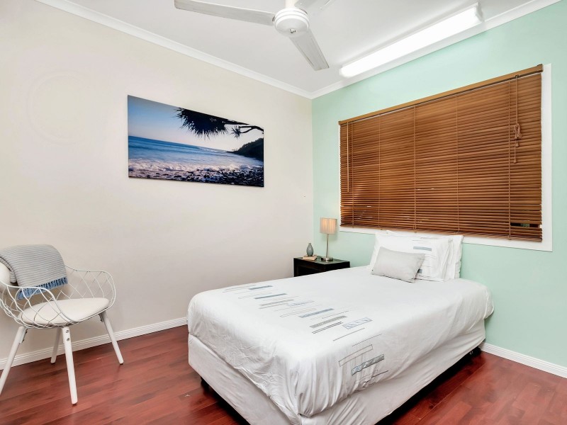 10 Romney Street, Kamerunga QLD 4870