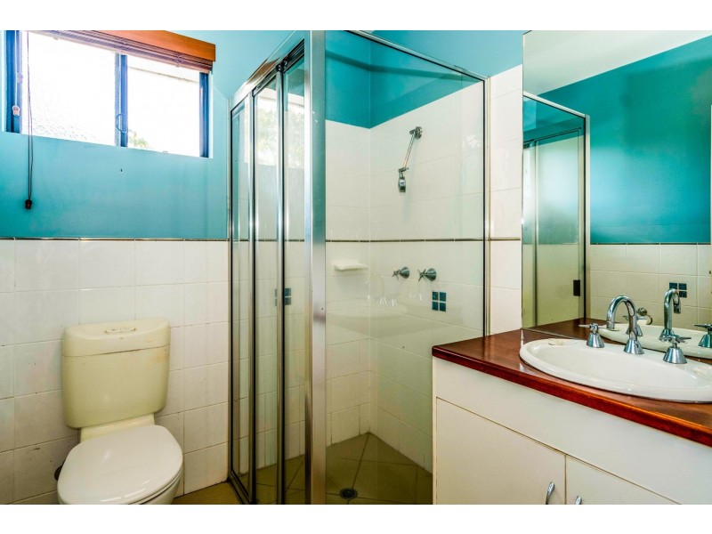 8/33 Digger Street, Cairns North QLD 4870