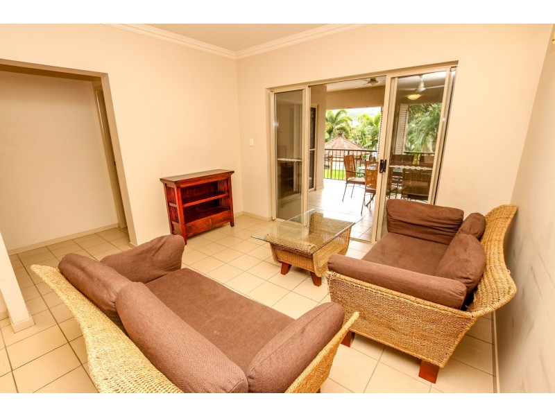 304/2 Centenary Close, Manoora QLD 4870