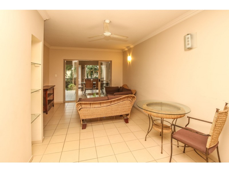 304/2 Centenary Close, Manoora QLD 4870