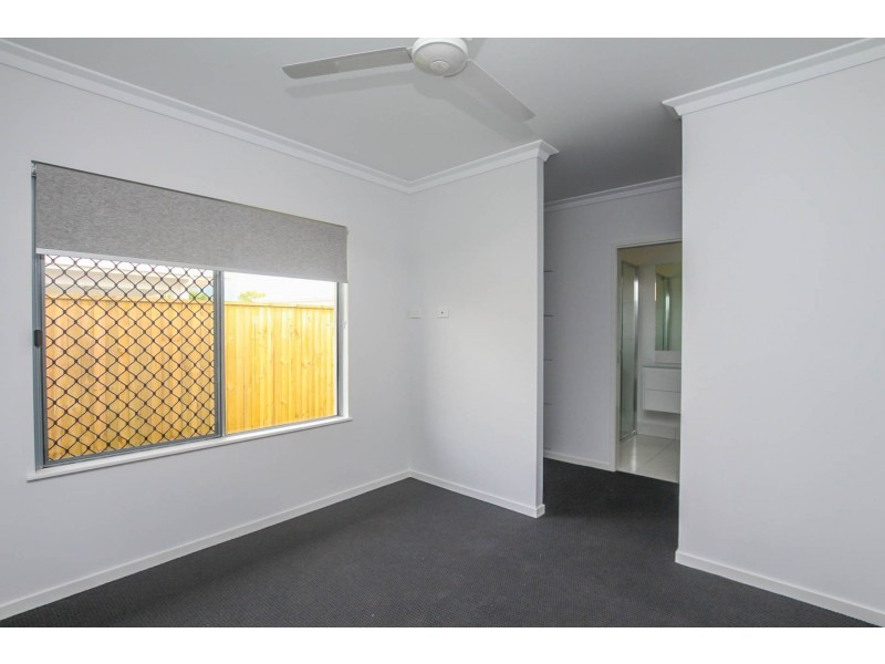 5 Coxswain Place, Trinity Beach QLD 4879