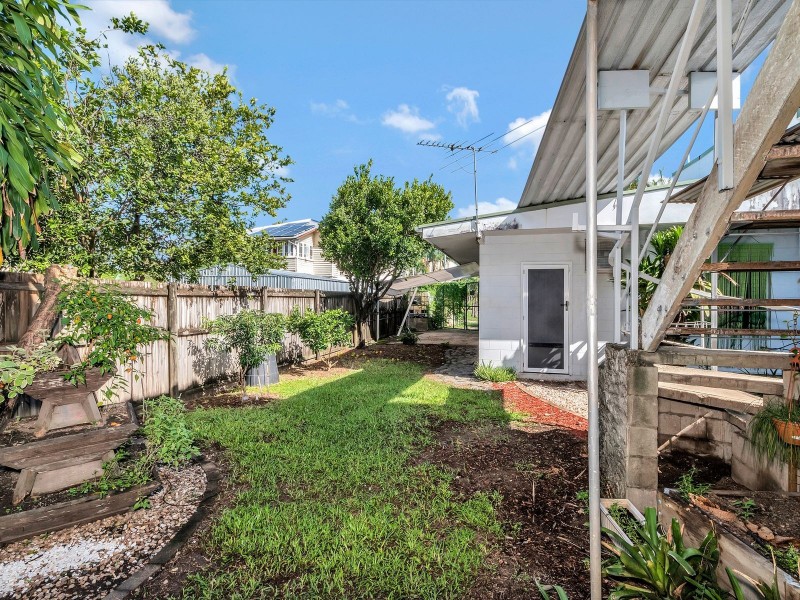 16 Victoria Street, Parramatta Park QLD 4870