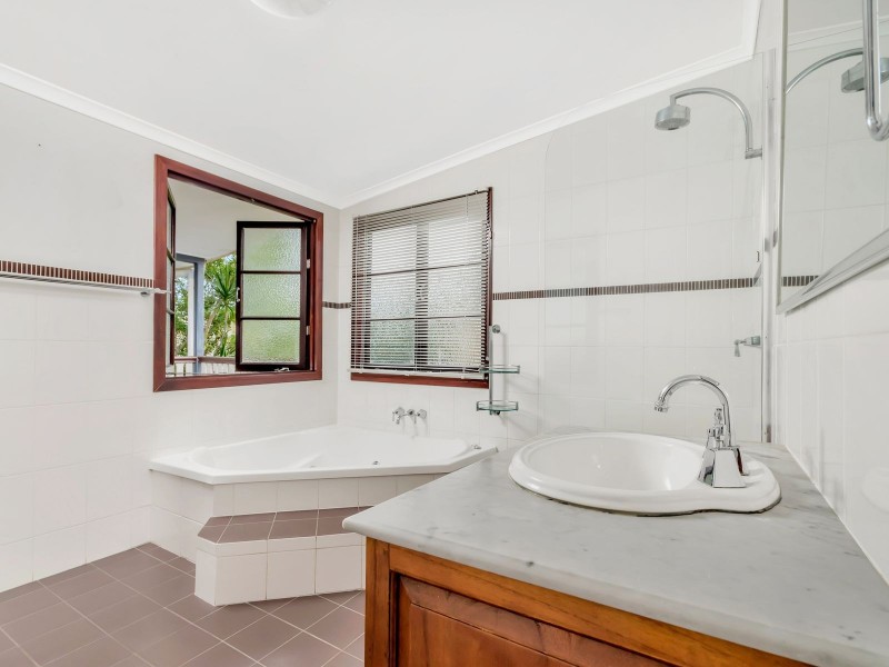14 Lumley Street, Parramatta Park QLD 4870