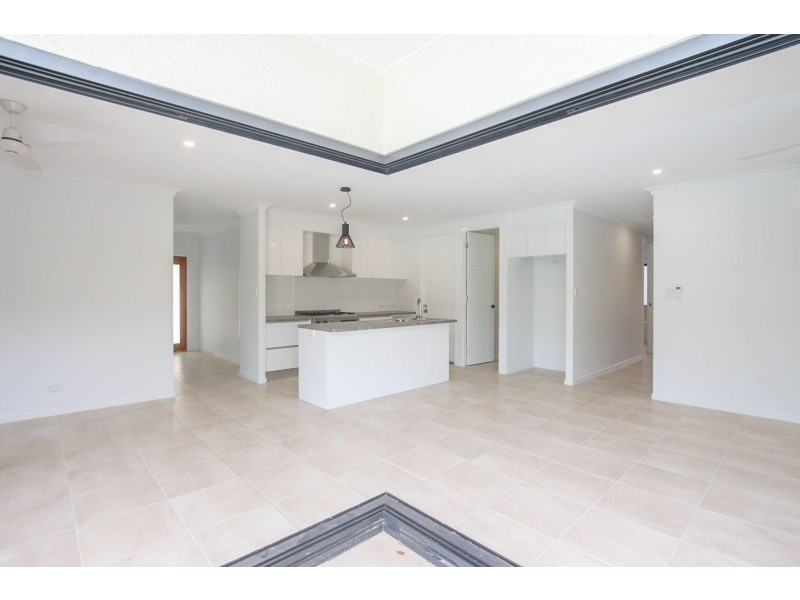 22 Bosun Place, Trinity Beach QLD 4879