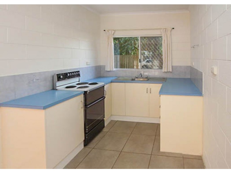 20/52 Pease Street, Manoora QLD 4870