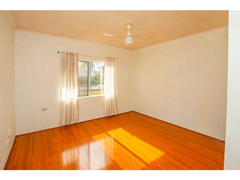 20/52 Pease Street, Manoora QLD 4870