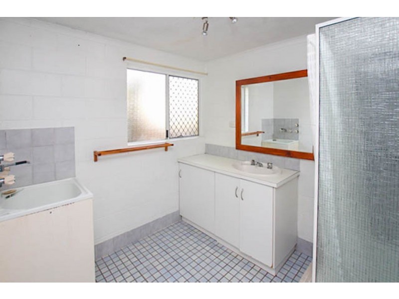 20/52 Pease Street, Manoora QLD 4870