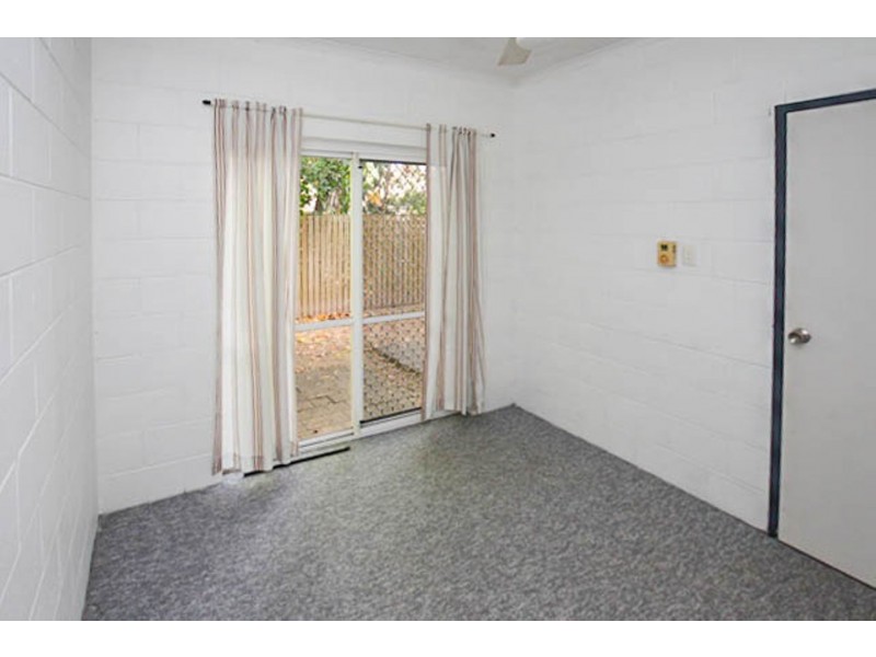 20/52 Pease Street, Manoora QLD 4870