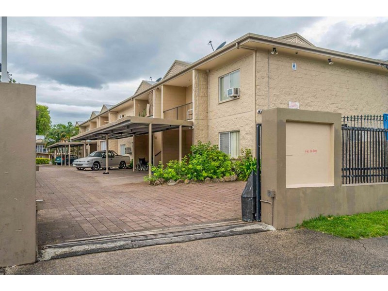 20/52 Pease Street, Manoora QLD 4870