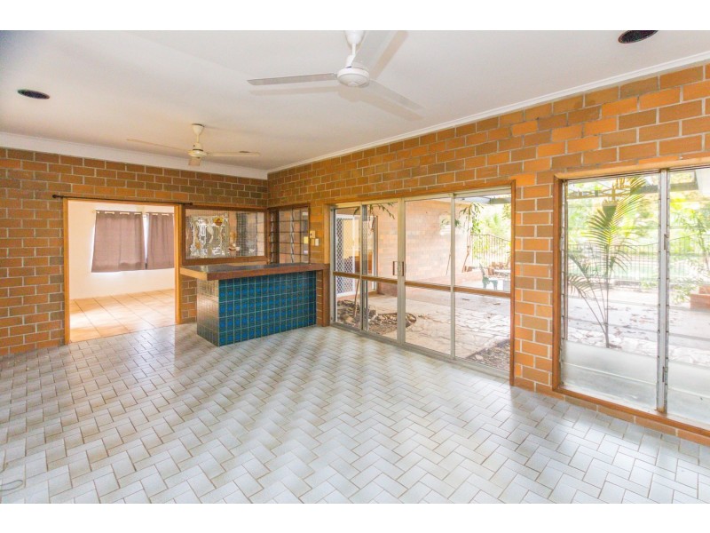 9 Woomala Street, Woree QLD 4868