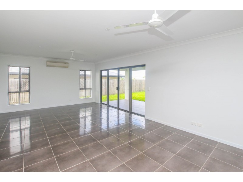 12 Tyenna Close, Bentley Park QLD 4869