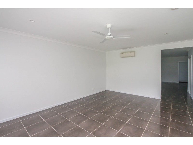 12 Tyenna Close, Bentley Park QLD 4869