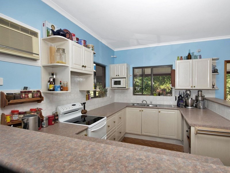 459 Redbank Road, Packers Camp QLD 4865