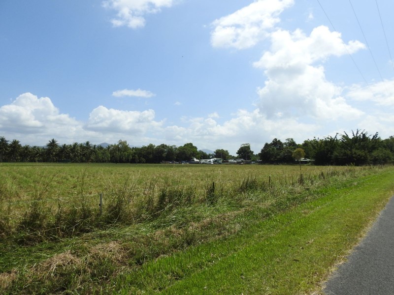 459 Redbank Road, Packers Camp QLD 4865