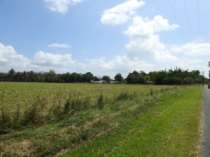 459 Redbank Road, Packers Camp QLD 4865