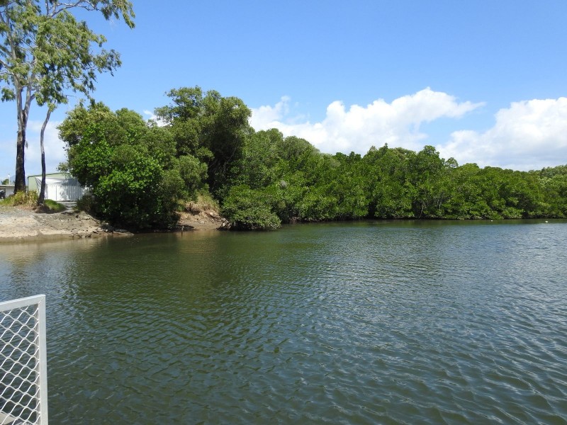 459 Redbank Road, Packers Camp QLD 4865