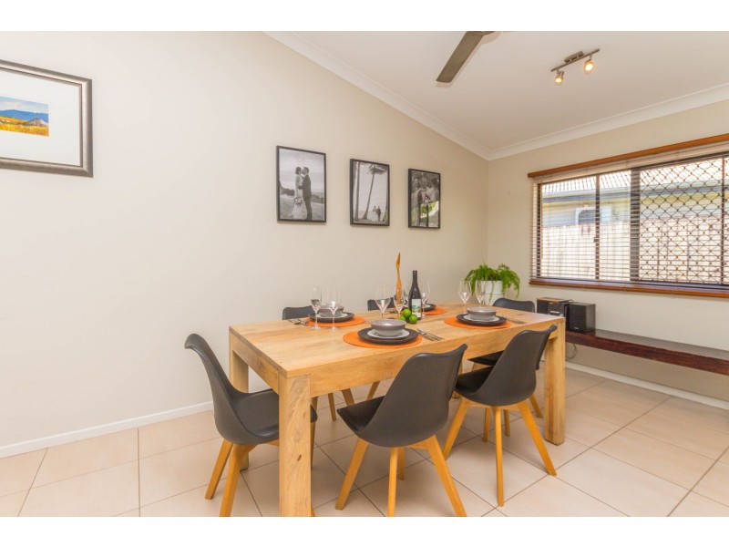 52 Dungarvan Drive, Brinsmead QLD 4870