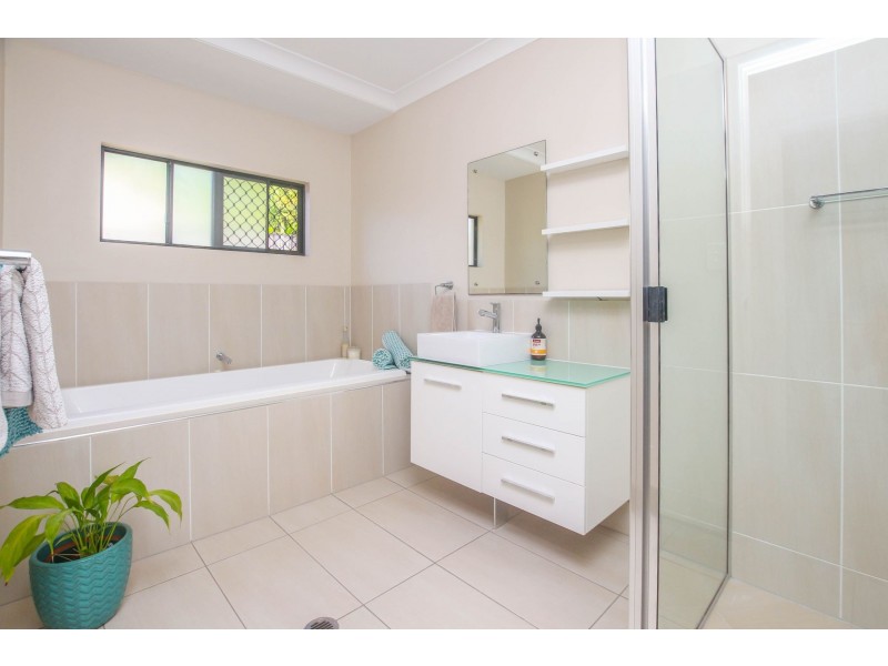 52 Dungarvan Drive, Brinsmead QLD 4870